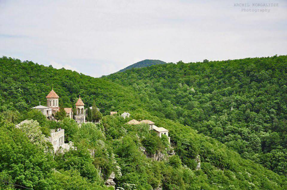 Hotel Kutaisi Globus Luaran gambar