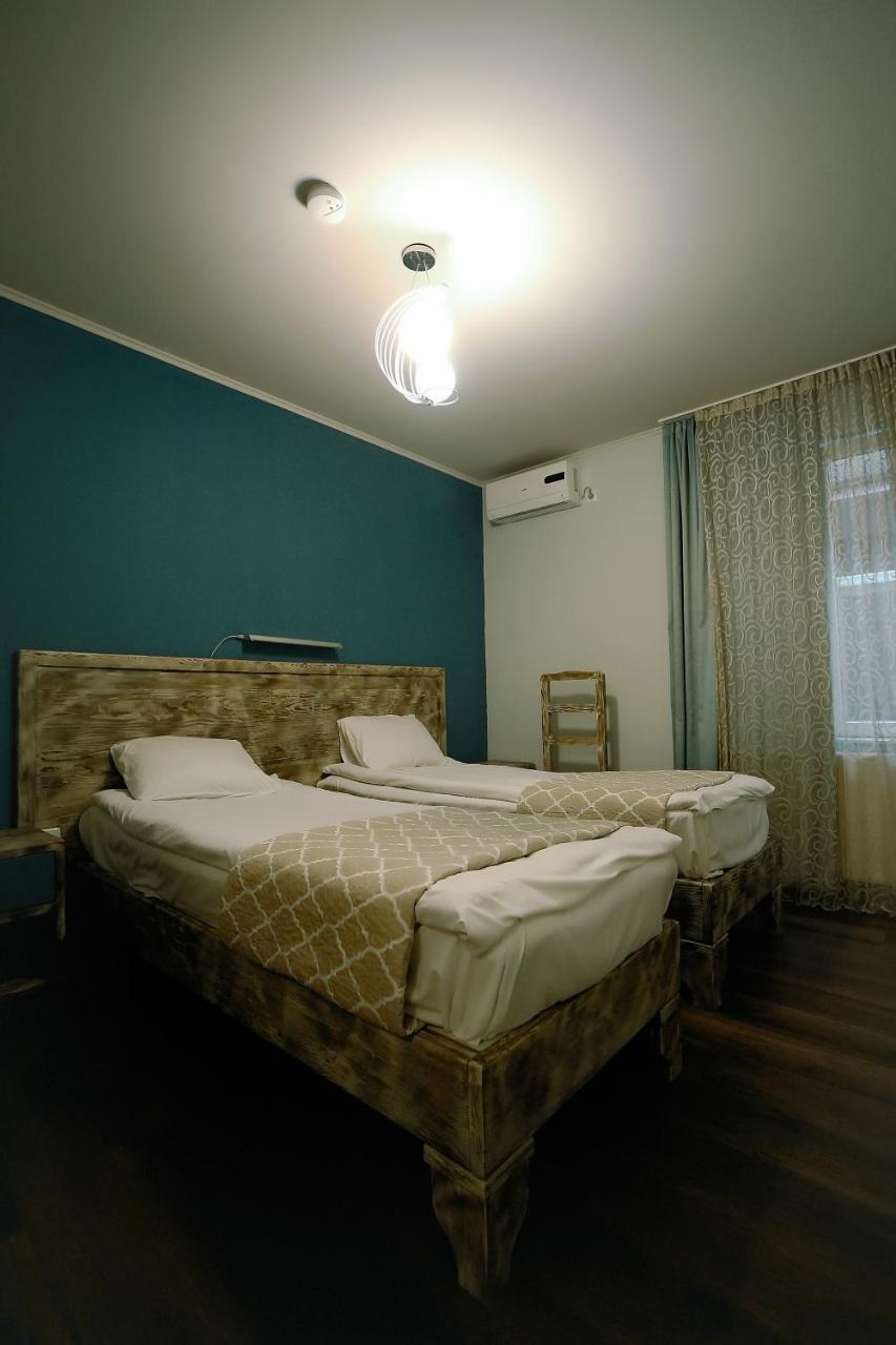 Hotel Kutaisi Globus Luaran gambar